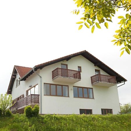 Guesthouse Zafran 스몰리야나크 외부 사진