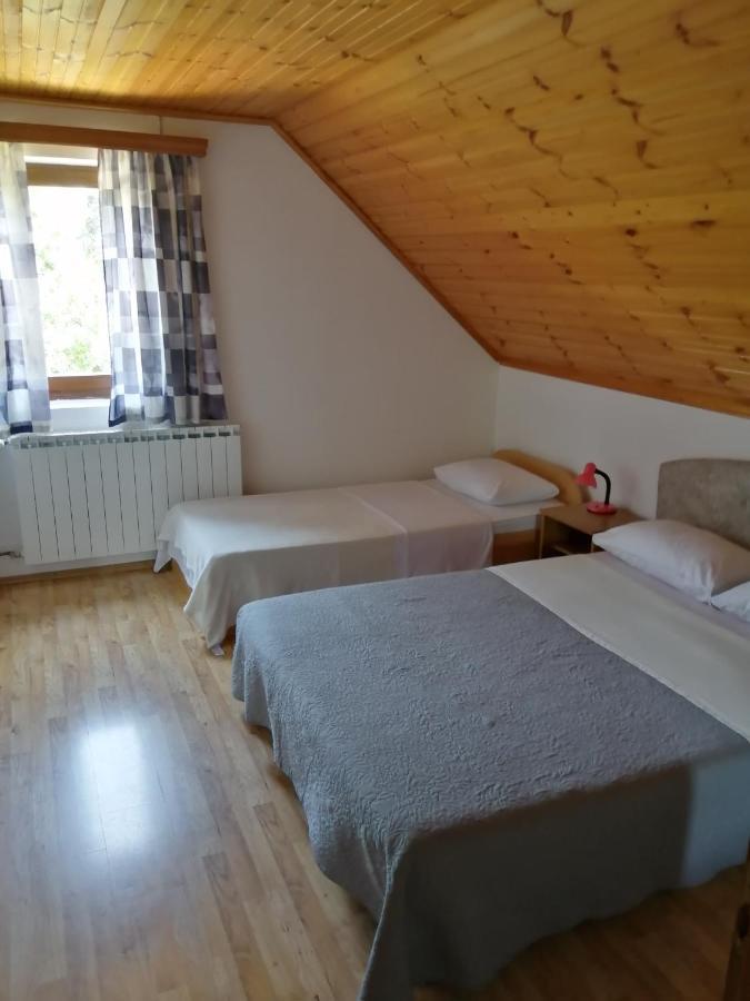 Guesthouse Zafran 스몰리야나크 외부 사진