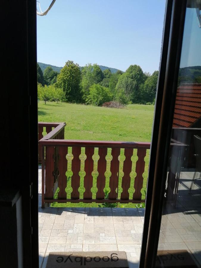 Guesthouse Zafran 스몰리야나크 객실 사진