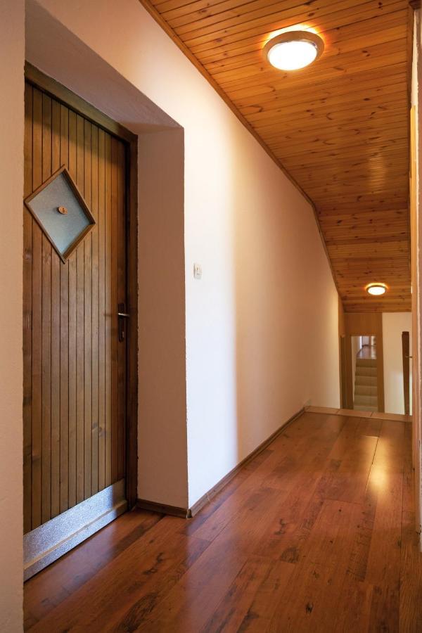 Guesthouse Zafran 스몰리야나크 객실 사진